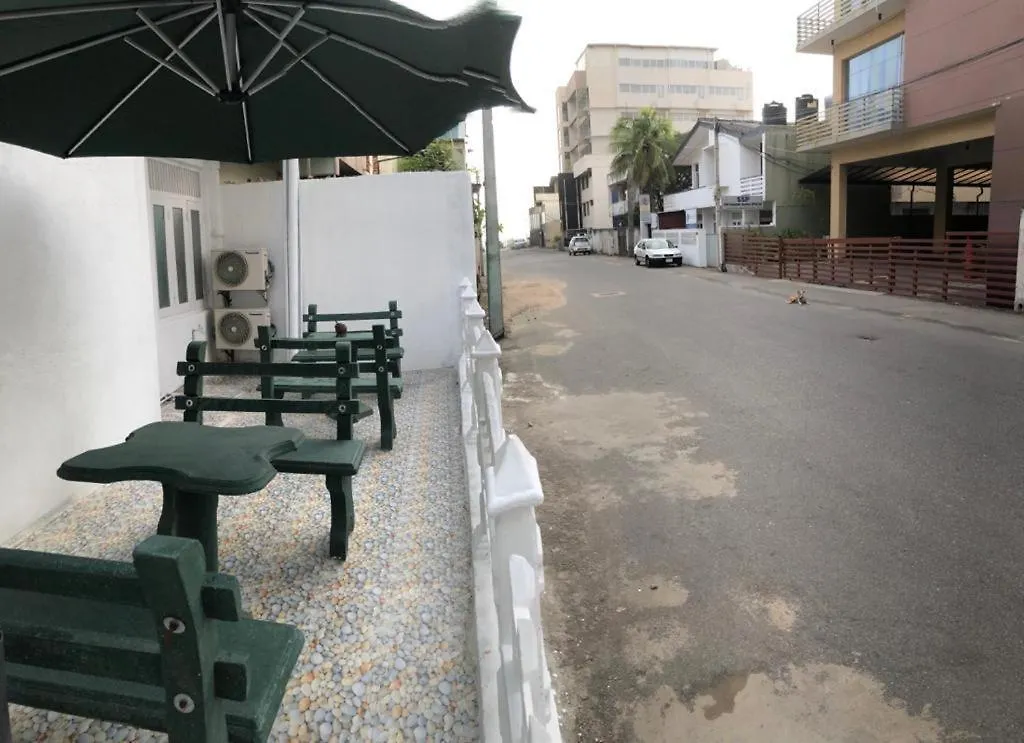 Wish Residence Seaside, Near Durdans & Vasan Eye Care Hospital, Colombo 3 سريلانكا